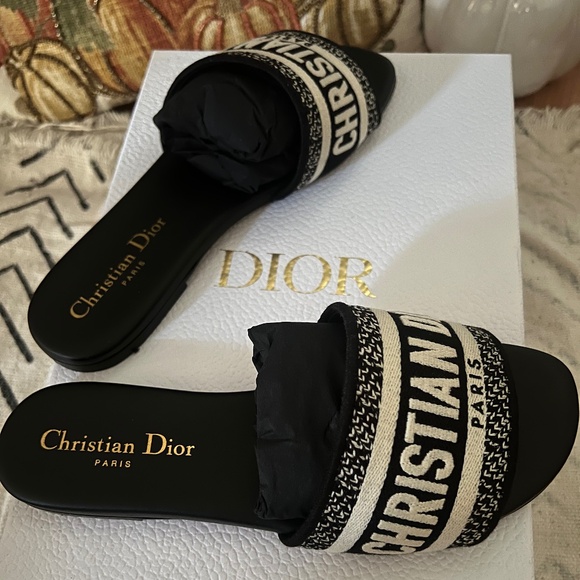 Christian Dior Sandals - Picture 2 of 9